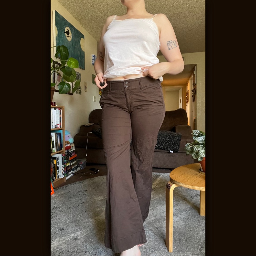 GAP brown pinstripe pants // size 10 // midrise